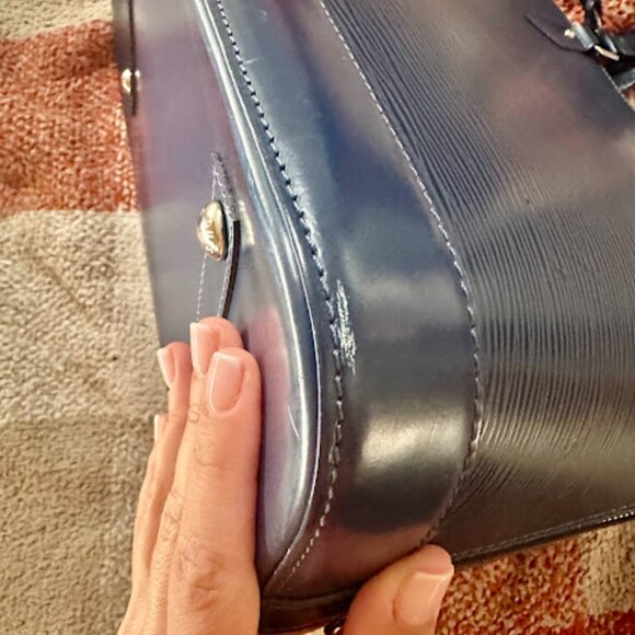 Louis Vuitton Alma Handbag Epi Leather GM - Picture 2 of 3